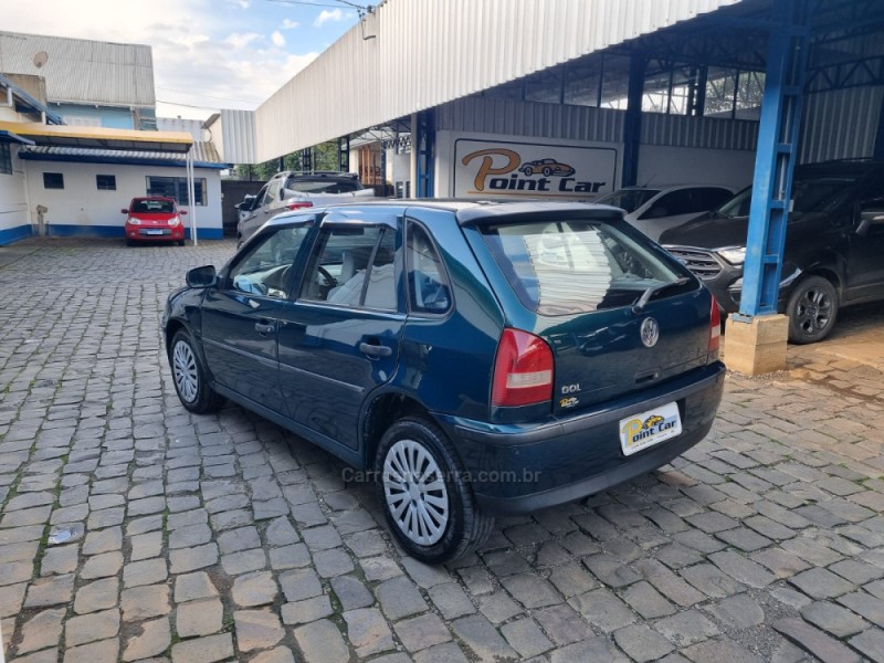 GOL 2.0 MI 8V GASOLINA 4P MANUAL G.III - 2000 - VACARIA