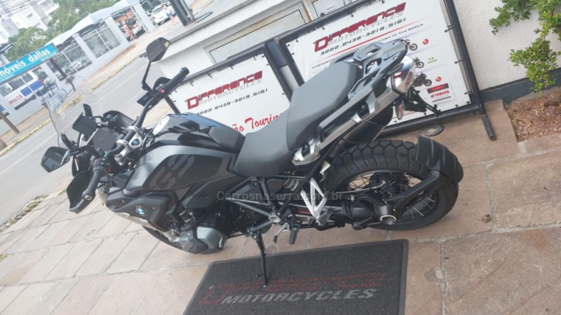 R 1250 GS PREMIUM TRIPLE BLACK - 2024 - CAXIAS DO SUL