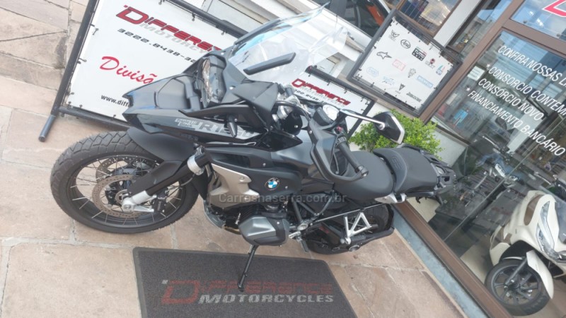 R 1250 GS PREMIUM TRIPLE BLACK - 2024 - CAXIAS DO SUL