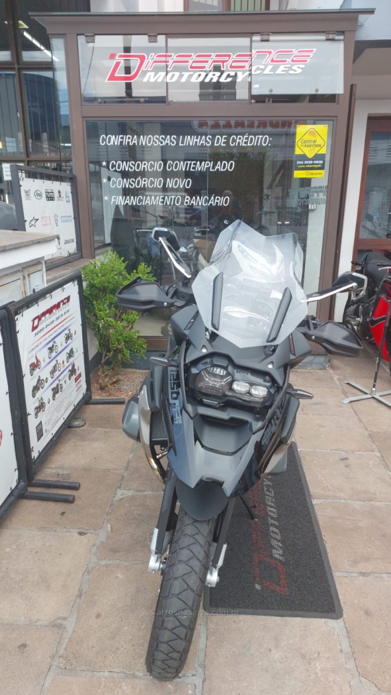 R 1250 GS PREMIUM TRIPLE BLACK - 2024 - CAXIAS DO SUL