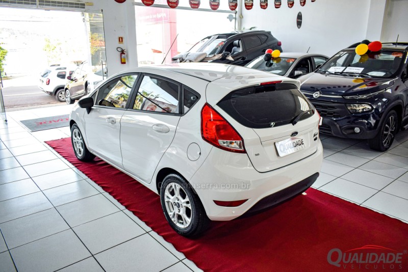 FIESTA 1.6 SE HATCH 16V FLEX 4P AUTOMÁTICO - 2015 - SANTA CRUZ DO SUL