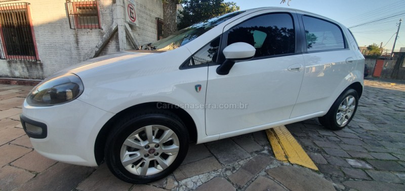 PUNTO 1.4 ATTRACTIVE ITALIA 8V FLEX 4P MANUAL - 2015 - CAXIAS DO SUL