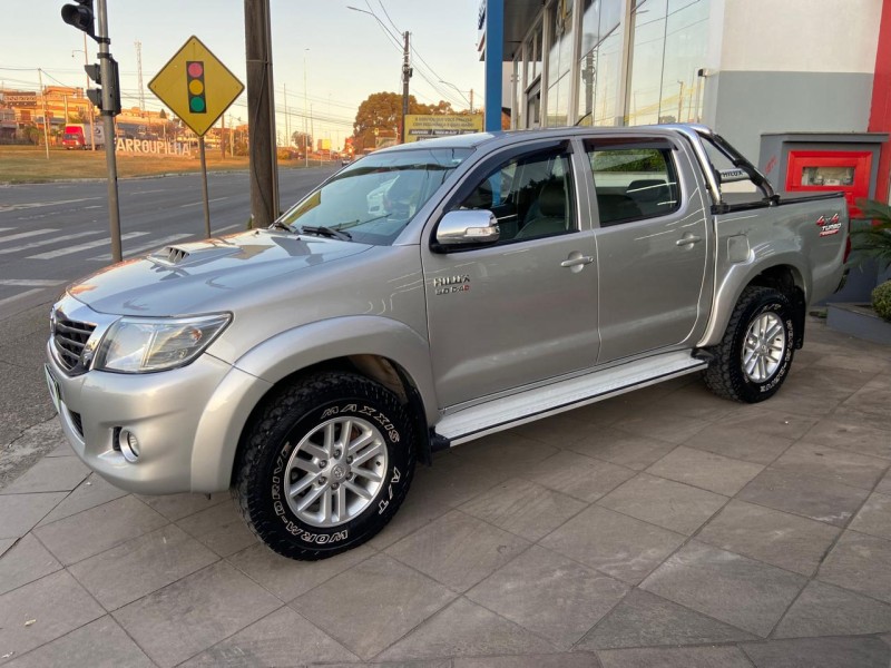 HILUX 3.0 SRV 4X4 CD 16V TURBO INTERCOOLER DIESEL 4P AUTOMÁTICO - 2013 - FARROUPILHA