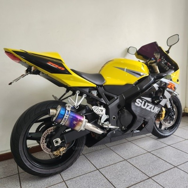 GSX R750 SRAD - 2004 - FARROUPILHA