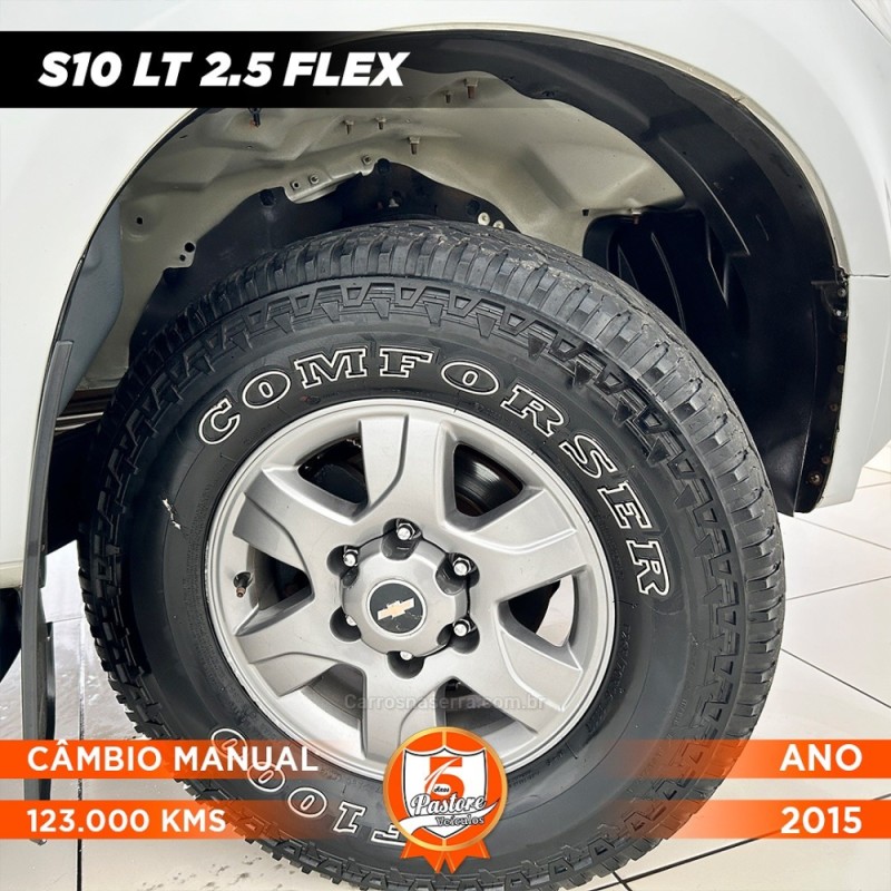 S10 2.5 LT 4X2 CD 16V FLEX 4P MANUAL - 2015 - VACARIA