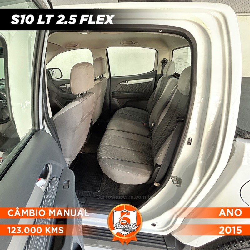 S10 2.5 LT 4X2 CD 16V FLEX 4P MANUAL - 2015 - VACARIA