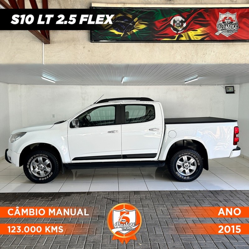 S10 2.5 LT 4X2 CD 16V FLEX 4P MANUAL - 2015 - VACARIA