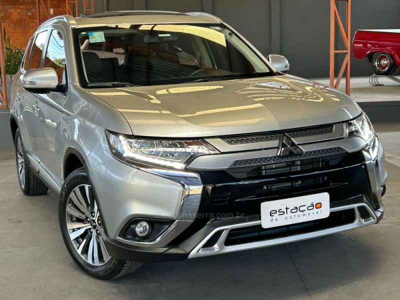 OUTLANDER 2.0 16V GASOLINA 4P AUTOMÁTICO - 2020 - NOVO HAMBURGO