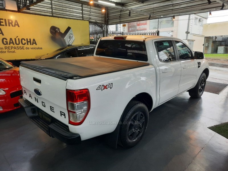 RANGER 2.2 XLS 4X4 CD 16V DIESEL 4P MANUAL - 2017 - CAXIAS DO SUL