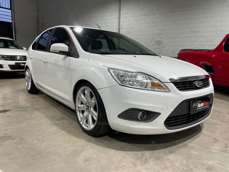 FOCUS 2.0 GLX 16V FLEX 4P MANUAL - 2013 - VACARIA