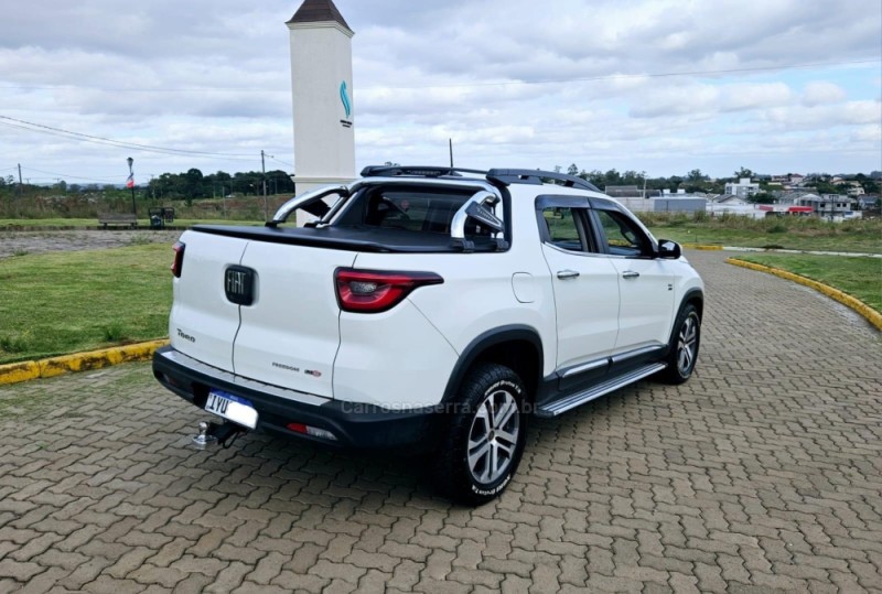 TORO 2.0 16V TURBO DIESEL FREEDOM 4WD AT9 AUTOMÁTICO - 2019 - LAJEADO