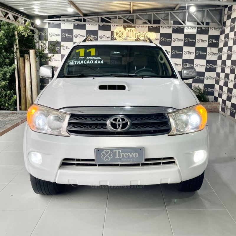 HILUX SW4 3.0 SRV 4X4 16V TURBO INTERCOOLER DIESEL 4P AUTOMÁTICO - 2011 - TAQUARA