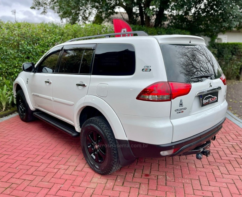 PAJERO DAKAR 3.2 4X4 16V 7 LUGARES TURBO INTERCOOLER DIESEL 4P AUTOMÁTICO - 2012 - ROLANTE