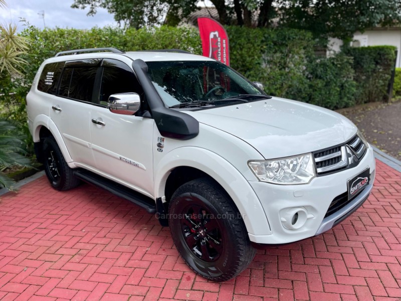 PAJERO DAKAR 3.2 4X4 16V 7 LUGARES TURBO INTERCOOLER DIESEL 4P AUTOMÁTICO - 2012 - ROLANTE