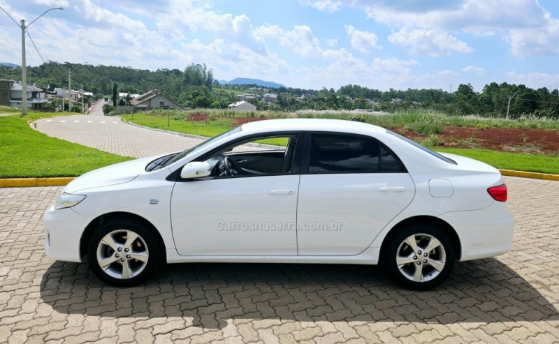 COROLLA 2.0 XEI 16V FLEX 4P AUTOMÁTICO - 2014 - LAJEADO