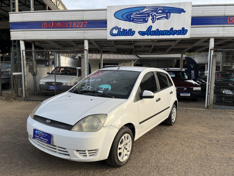 FIESTA 1.0 MPI PERSONNALITÉ 8V GASOLINA 4P MANUAL - 2005 - VACARIA