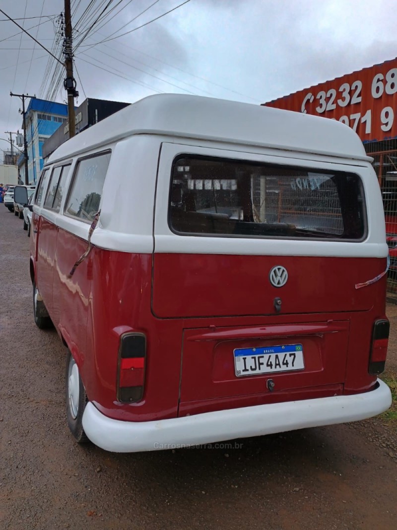 KOMBI 1.6 MI STD LOTAÇÃO 8V GASOLINA 3P MANUAL - 2000 - VACARIA