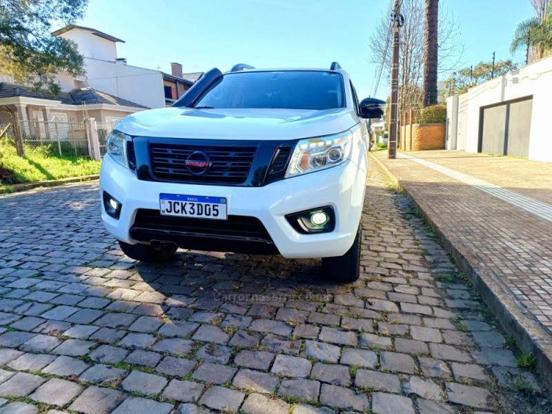 FRONTIER 2.3 LE 4X4 CD BI TURBO DIESEL 4P AUTOMÁTICO - 2020 - CAXIAS DO SUL