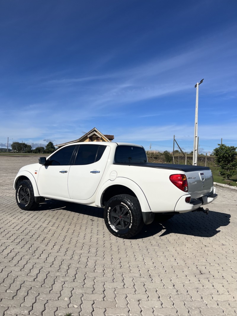 L200 TRITON 3.2 HPE 4X4 CD 16V TURBO INTERCOOLER DIESEL 4P AUTOMÁTICO - 2009 - ANTôNIO PRADO