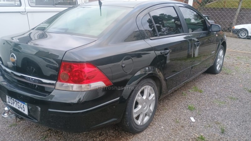 VECTRA 2.0 MPFI ELEGANCE 8V FLEX 4P AUTOMÁTICO - 2006 - CAXIAS DO SUL