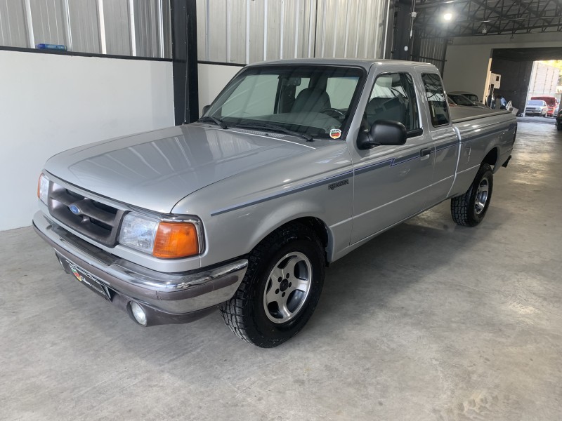 RANGER 4.0 STX 4X2 CE V6 12V GASOLINA 2P MANUAL - 1995 - CAXIAS DO SUL