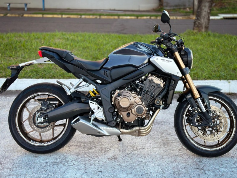 CB 650R  - 2023 - NOVO HAMBURGO