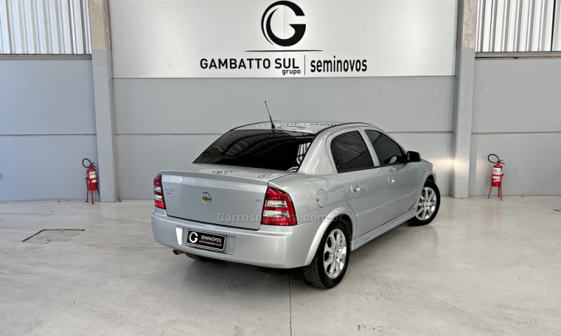 ASTRA 2.0 MPFI ADVANTAGE SEDAN 8V FLEX 4P MANUAL - 2011 - BENTO GONçALVES