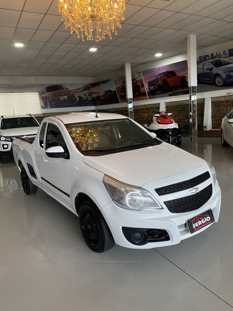 MONTANA 1.4 MPFI LS CS 8V FLEX 2P MANUAL - 2013 - PAROBé