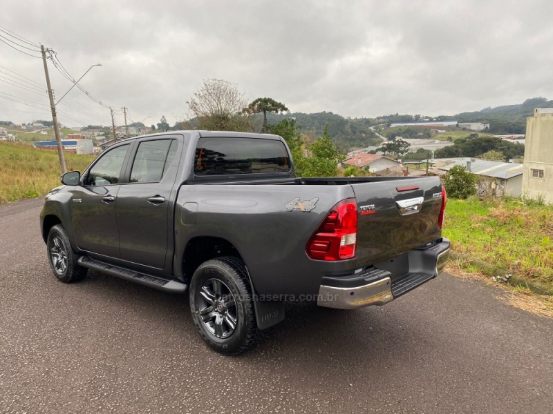 HILUX 2.8 SR 4X4 CD 16V DIESEL 4P AUTOMÁTICO - 2024 - FLORES DA CUNHA