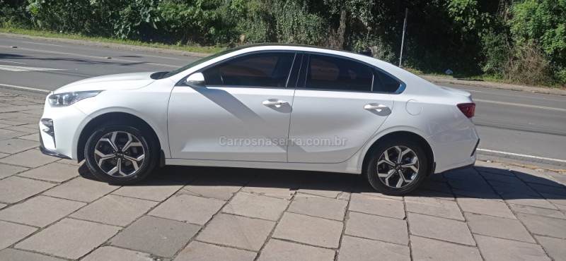 CERATO 2.0 SX 16V FLEX 4P AUTOMÁTICO - 2022 - CAXIAS DO SUL