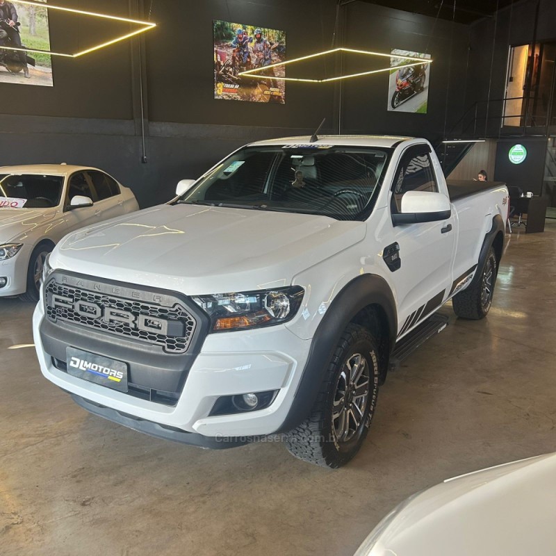 RANGER 2.2 XL 4X4 CS 16V DIESEL 2P MANUAL - 2019 - LAJEADO