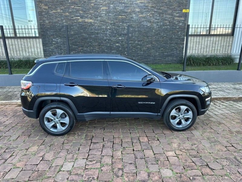 COMPASS 2.0 16V DIESEL LONGITUDE 4X4 AUTOMÁTICO - 2018 - LAJEADO