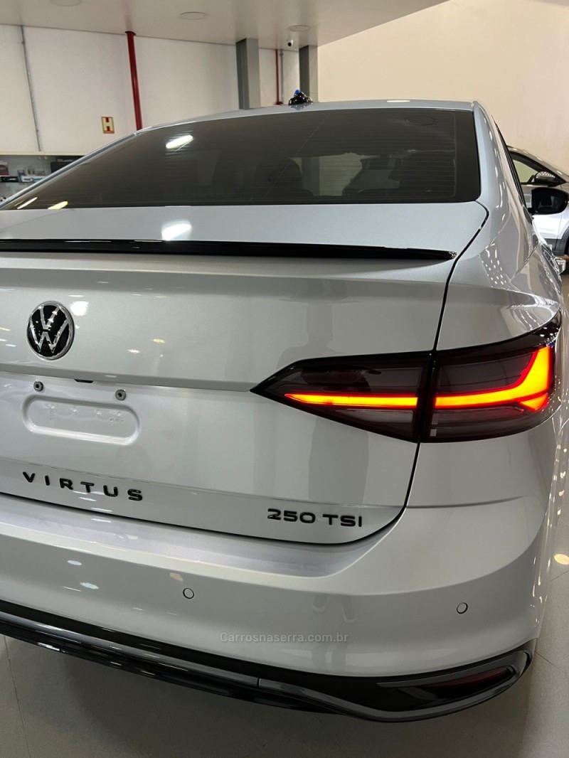 VIRTUS 1.4 250 TSI 16V EXCLUSIVE FLEX 4P AUTOMÁTICO - 2025 - CANOAS