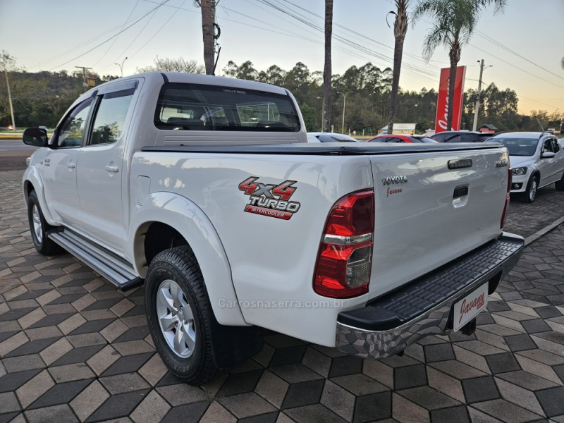 HILUX 2.8 SR 4X4 CD 16V DIESEL 4P AUTOMÁTICO - 2013 - BOM PRINCíPIO