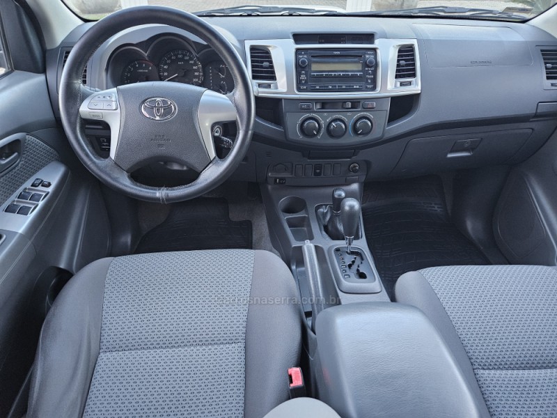 HILUX 2.8 SR 4X4 CD 16V DIESEL 4P AUTOMÁTICO - 2013 - BOM PRINCíPIO