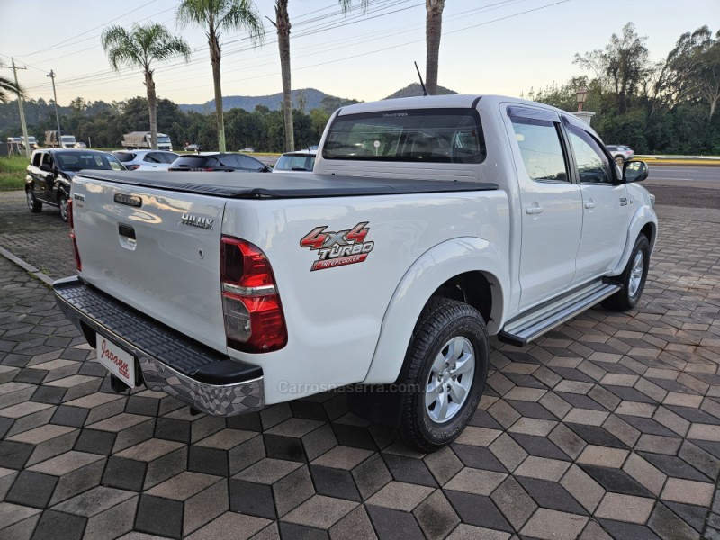 HILUX 2.8 SR 4X4 CD 16V DIESEL 4P AUTOMÁTICO - 2013 - BOM PRINCíPIO