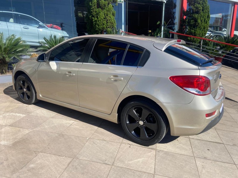 CRUZE 1.8 LT SPORT6 16V FLEX 4P AUTOMÁTICO - 2013 - FARROUPILHA