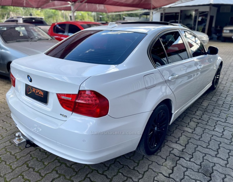 320I 2.0 16V GASOLINA 4P AUTOMÁTICO - 2010 - SãO SEBASTIãO DO CAí