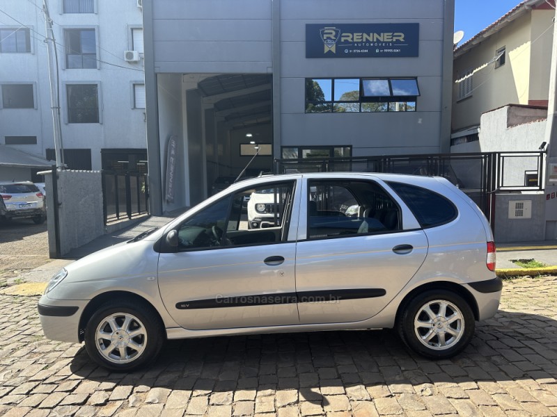 SCÉNIC 1.6 AUTHENTIQUE 16V FLEX 4P MANUAL - 2011 - LAJEADO