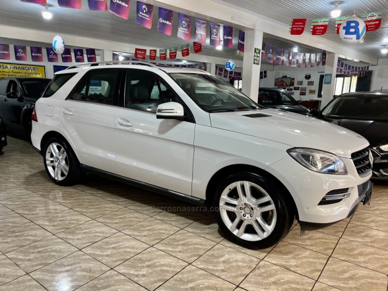 ML 350 3.0 BLUETEC SPORT V6 DIESEL 4P AUTOMÁTICO - 2015 - LAGOA VERMELHA