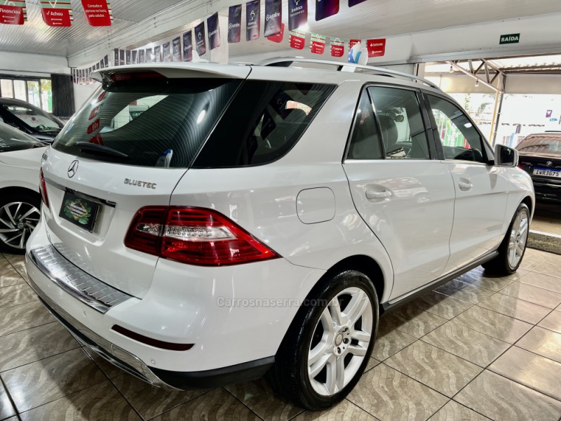 ML 350 3.0 BLUETEC SPORT V6 DIESEL 4P AUTOMÁTICO - 2015 - LAGOA VERMELHA