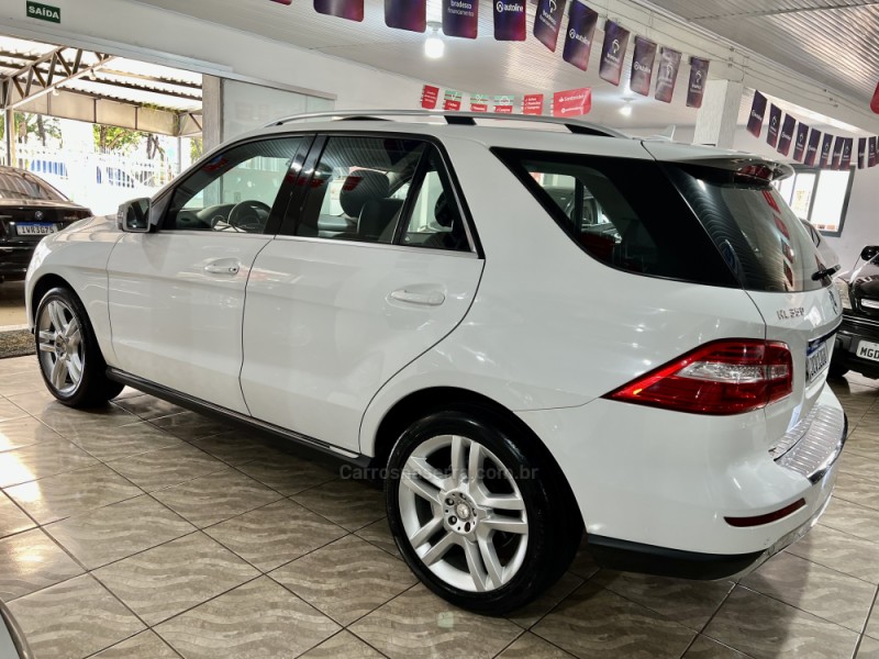 ML 350 3.0 BLUETEC SPORT V6 DIESEL 4P AUTOMÁTICO - 2015 - LAGOA VERMELHA