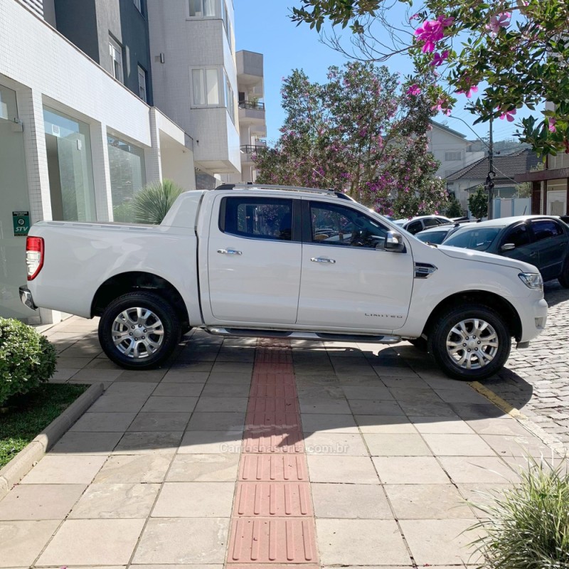 RANGER 2.5 LIMITED 4X2 CD 16V FLEX 4P MANUAL - 2017 - FLORES DA CUNHA