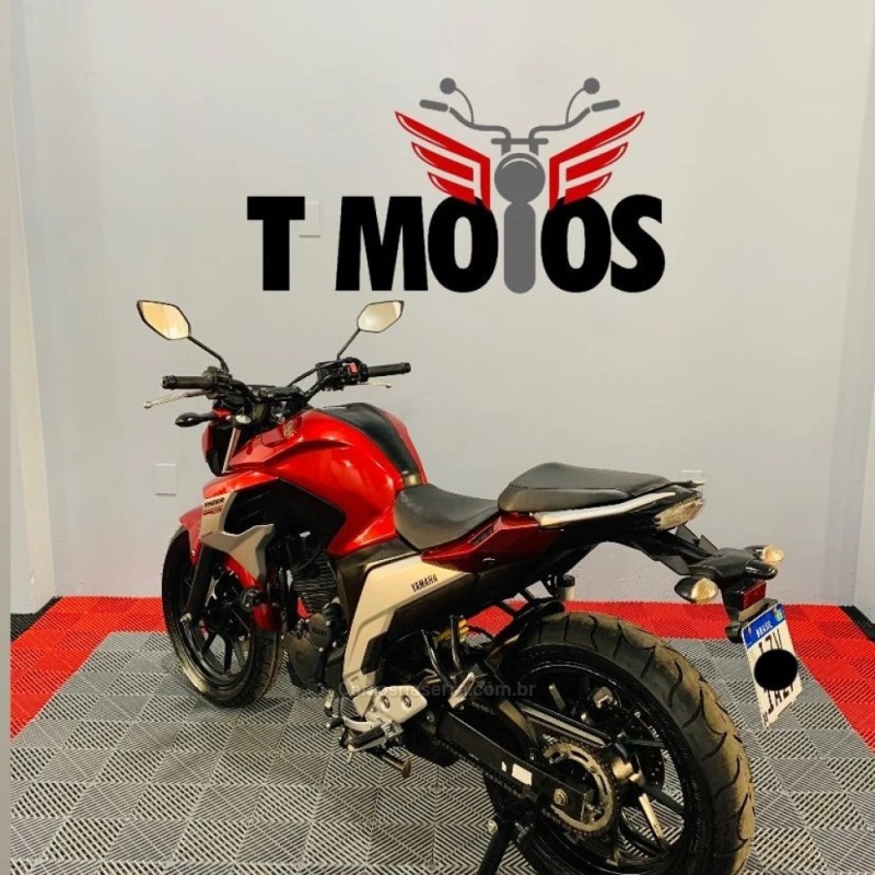 FAZER FZ25 - 2020 - PORTãO