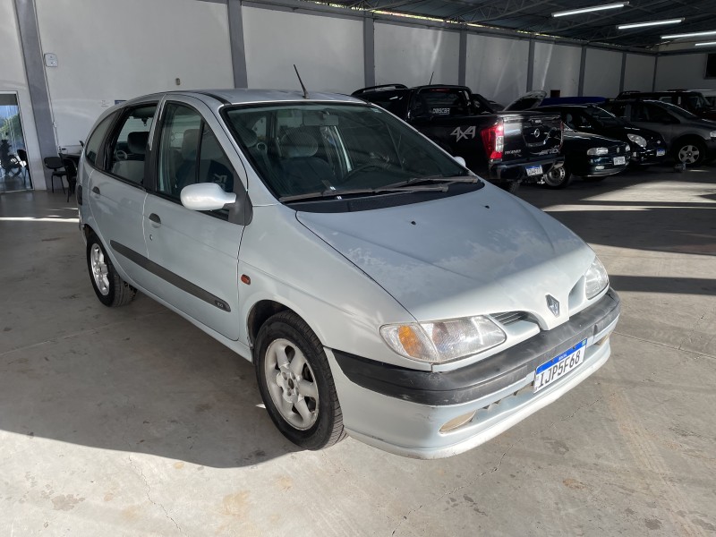 SCÉNIC 2.0 RXE 16V GASOLINA 4P MANUAL - 2001 - BOM PRINCíPIO