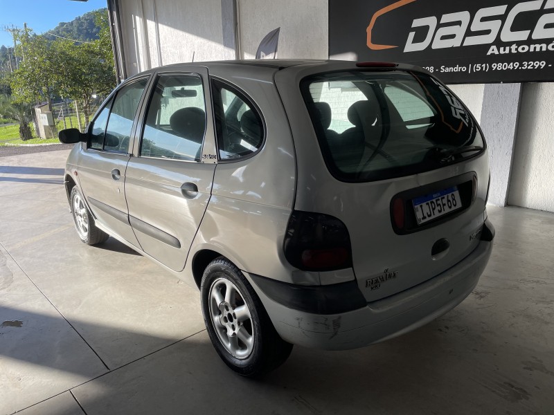 SCÉNIC 2.0 RXE 16V GASOLINA 4P MANUAL - 2001 - BOM PRINCíPIO