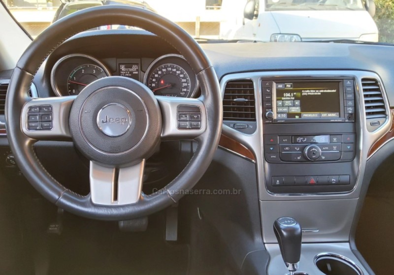 GRAND CHEROKEE 3.0 LIMITED 4X4 V6 24V TURBO DIESEL 4P AUTOMÁTICO - 2013 - NãO-ME-TOQUE