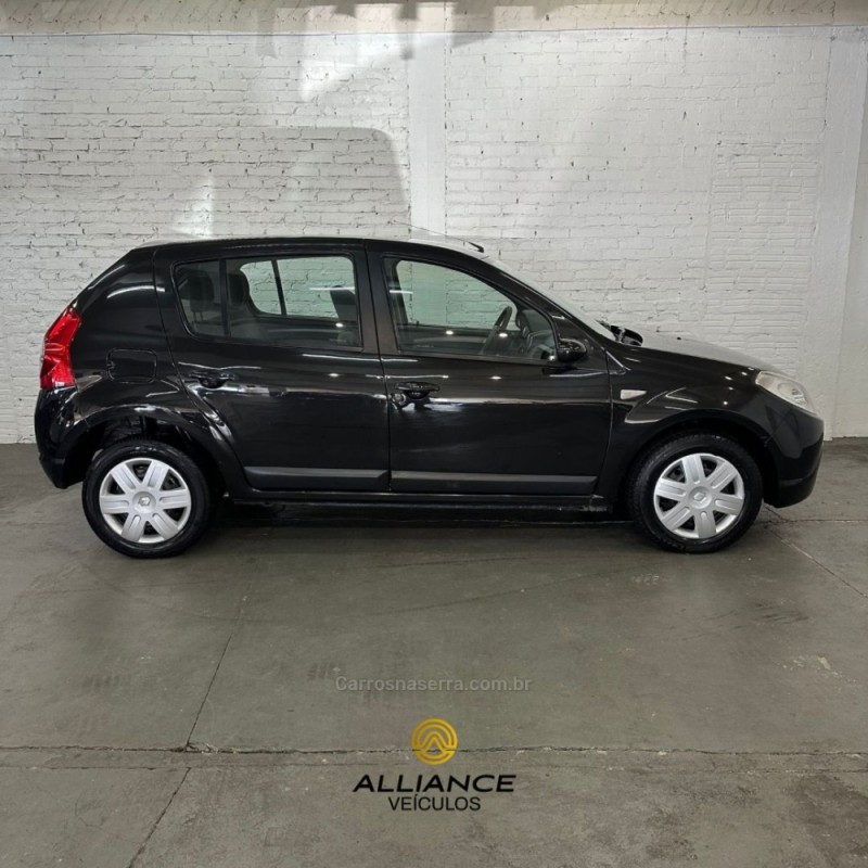 SANDERO 1.6 PRIVILÉGE 16V FLEX 4P MANUAL - 2009 - CAXIAS DO SUL