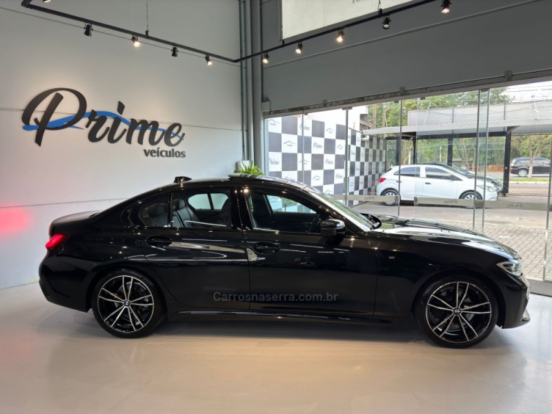 320I 2.0 M SPORT 16V TURBO GASOLINA 4P AUTOMÁTICO - 2021 - ESTâNCIA VELHA