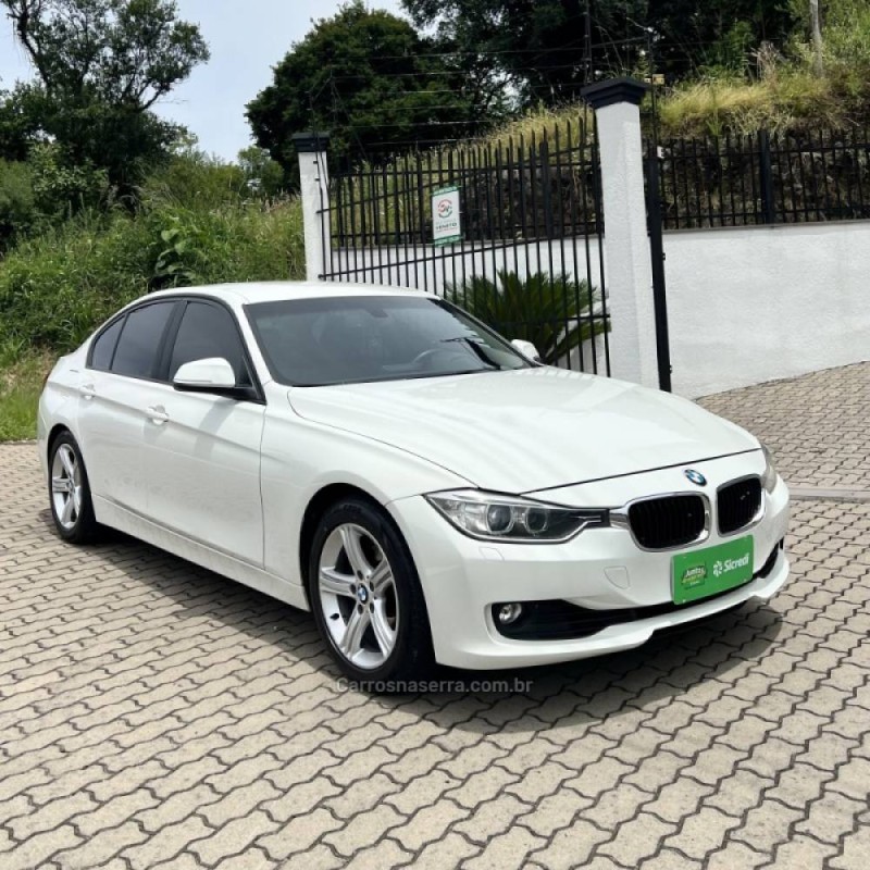 320I 2.0 16V TURBO ACTIVE FLEX 4P AUTOMÁTICO - 2015 - CAXIAS DO SUL